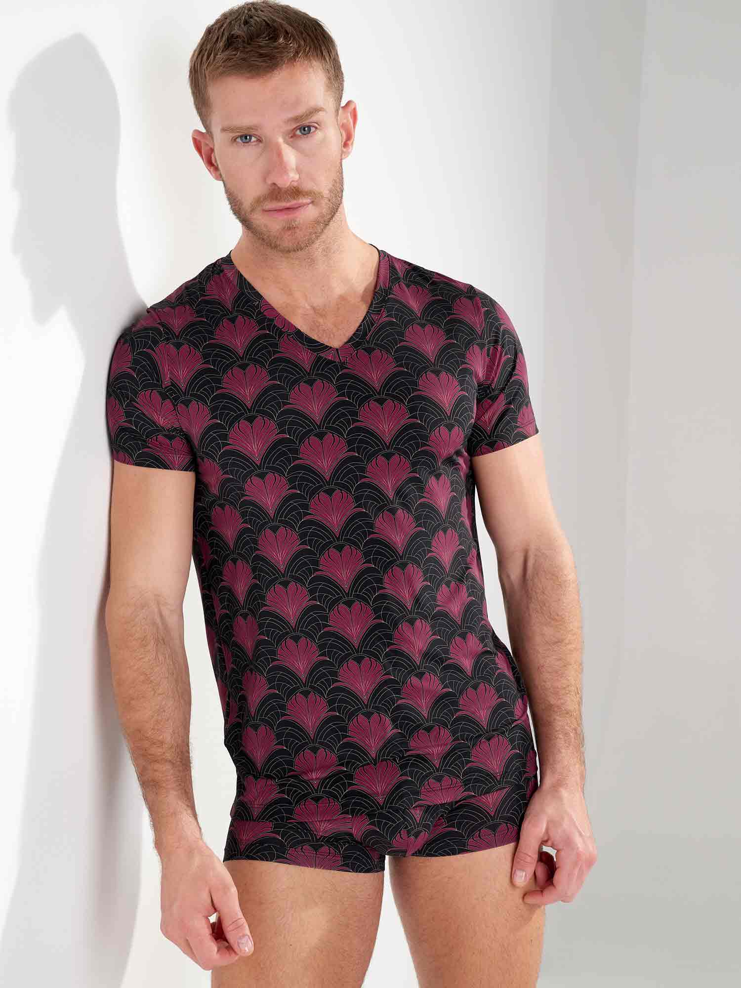 T-Shirt V-Neck - Carlyle T-Shirt V-Neck - Carlyle